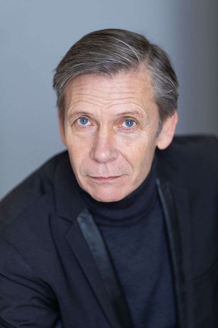 Derek Simon Robin